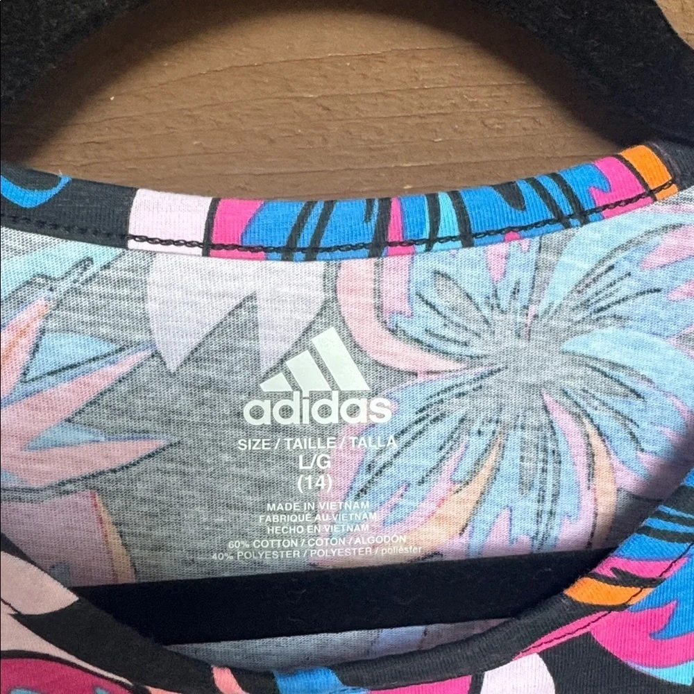 Adidas Multicolor Hawaiian Graphic Girls Tee Shirt size L (14)